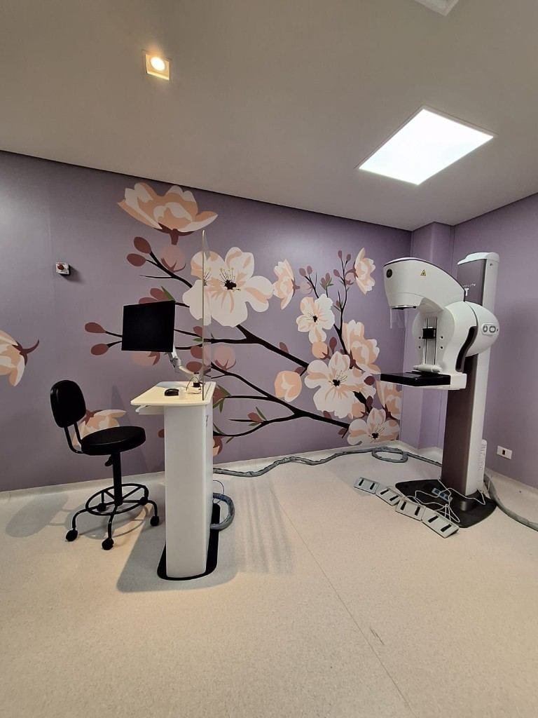 Sala de mamografia humanizada do Hospital Papa Francisco em Pinhais